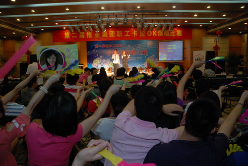 熱情的發(fā)行啦啦隊.jpg 熱情的發(fā)行啦啦隊.jpg